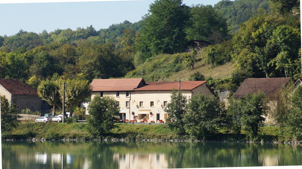 La Source Hotel Porcieu-Amblagnieu Esterno foto